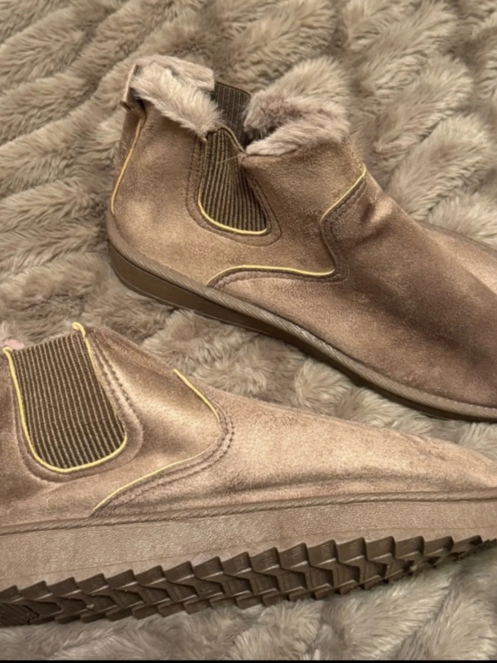 Women’s Brown Fur-Lined Ankle Boots - Size 9